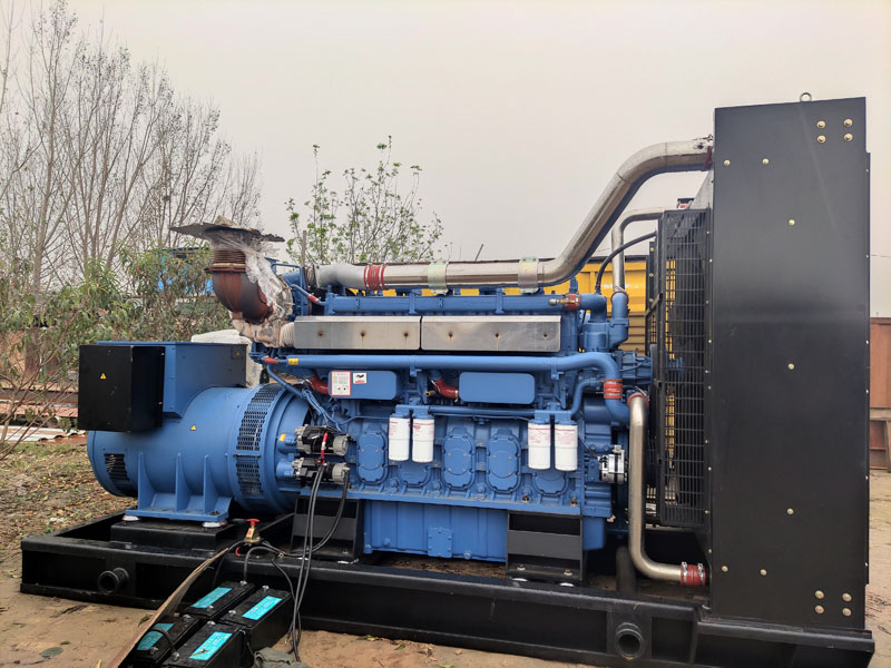 高压柴油发电机组更换机油时,应遵循哪些步骤?